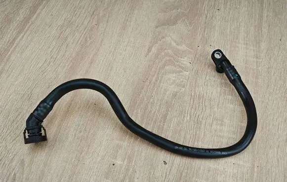BMW 5 G30 G31 G38 Vacuum line/pipe/hose 8665234