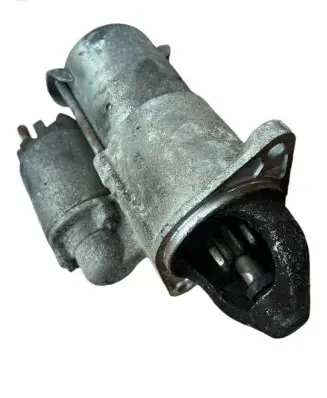 Opel Zafira C Starter motor 55556092
