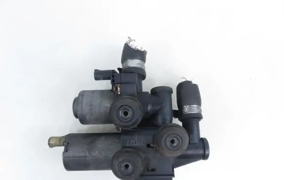 BMW 3 E46 Electric auxiliary coolant/water pump 8369807