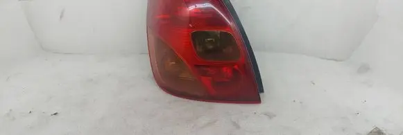 Toyota Corolla Verso E121 Rear/tail lights ZH12118 61H17