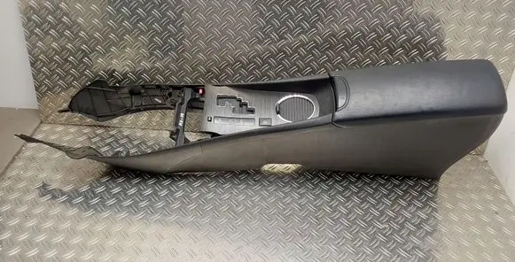 Toyota Avensis T270 Armrest 5885605010