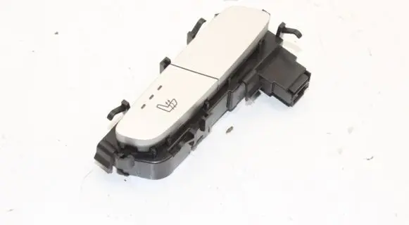 Mercedes-Benz C W205 Seat heating switch A2139057302