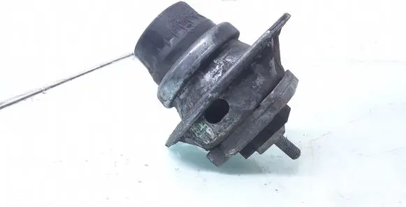 Land Rover Range Rover Sport L320 Engine mount bracket AH226A003BA