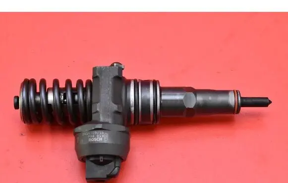 Skoda Superb B5 (3U) Fuel injector 038130073BA