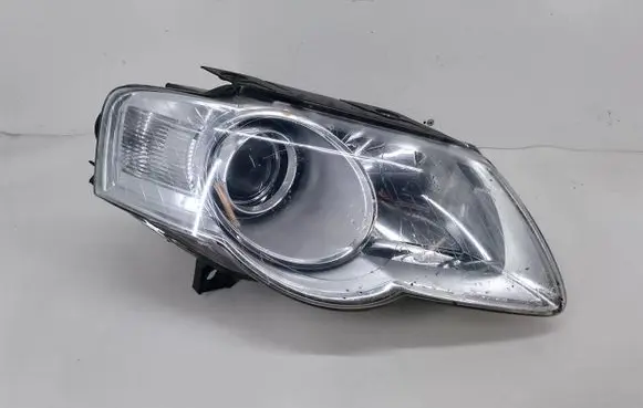 Volkswagen PASSAT B6 Headlight/headlamp VK125-A201R