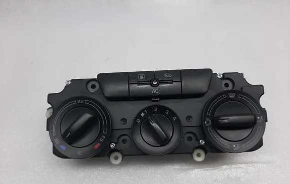 Skoda Octavia Mk2 (1Z) Climate control unit 1Z0820047K