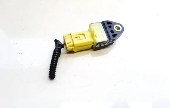 Toyota Urban Cruiser (XP110) Airbag deployment crash/impact sensor 8983133020 89831-33020