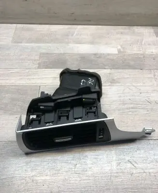 Audi A6 S6 C7 4G Dashboard side air vent grill/cover trim 4G1820901 9025700