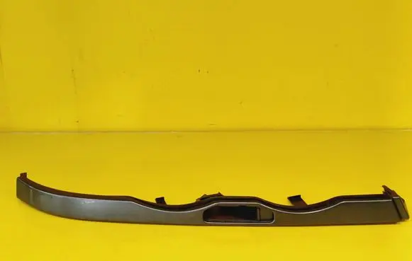 Under headlight/headlamp trim