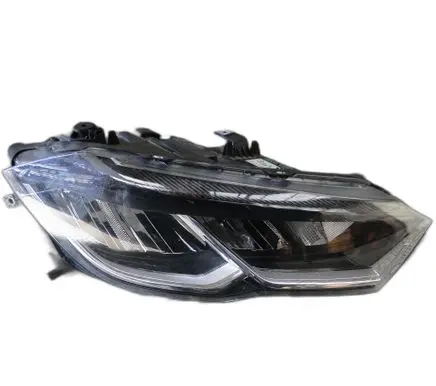 Volkswagen Polo VI Headlight/headlamp 