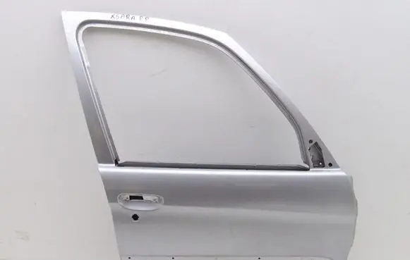 Citroen Xsara Picasso Front door