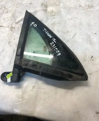 Volkswagen Tiguan Front door vent window glass four-door 43r00098