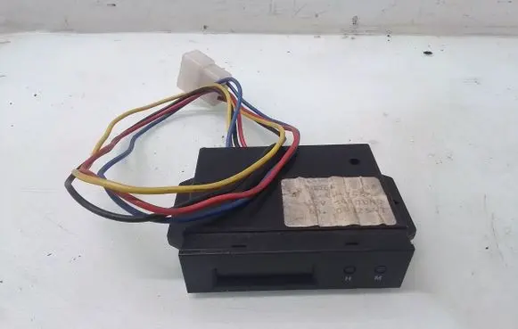 Subaru Legacy Clock 