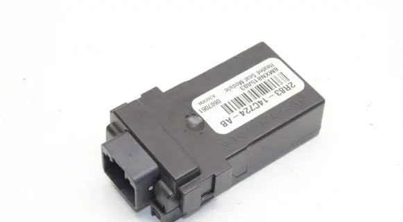Land Rover Range Rover Sport L320 Seat heating relay 2R8314C724AB