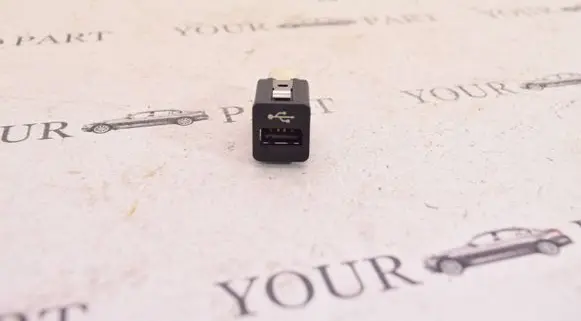 BMW 5 GT F07 USB socket connector 9167196