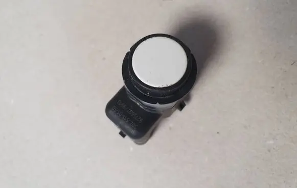 BMW 5 F10 F11 Parking PDC sensor 9270497 0304130757