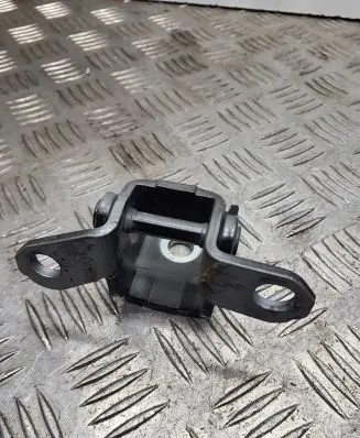Infiniti Q70 Y51 Front door upper hinge
