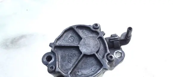 Citroen Berlingo Vacuum pump D1562B