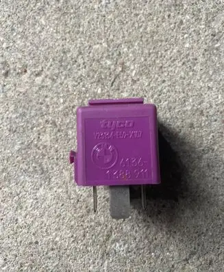 BMW X5 E53 Other relay 1388911 6136 V23134B59X107
