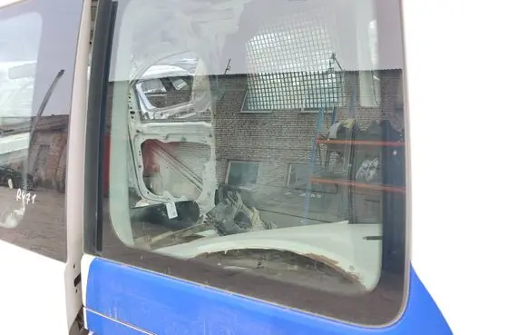 Volkswagen Caddy Rear side window 43R001583 E000231 001583