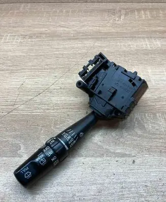 Toyota Corolla Verso E121 Wiper control stalk 8465228640 J92