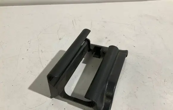 Mercedes-Benz E W211 Front driver seat rail trim 2119190520 70040001