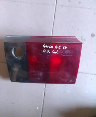 Volkswagen PASSAT B4 Tailgate rear/tail lights 3A9945108