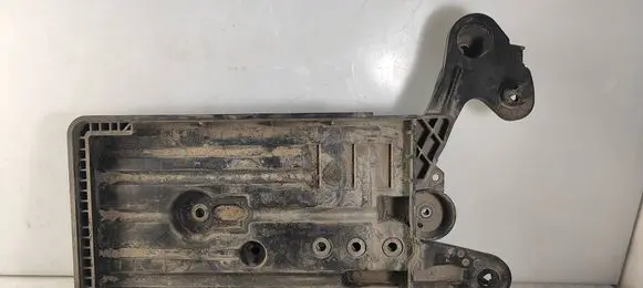 Skoda Octavia Mk3 (5E) Battery tray 5Q0915321G 5Q0915321H