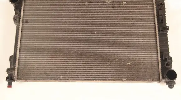 Mercedes-Benz CLK A209 C209 Coolant radiator A2035003903