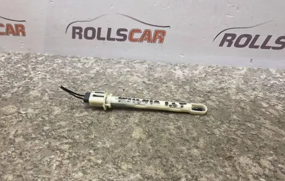 Interior temperature sensor