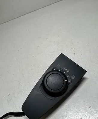 Citroen C4 I Picasso Climate control unit 9659796877 A53000600