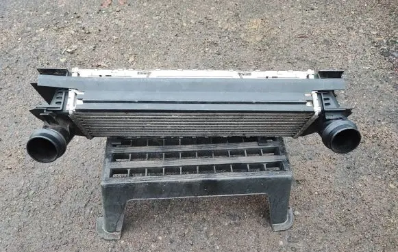 BMW 3 F30 F35 F31 Intercooler radiator 15272311 M157383D