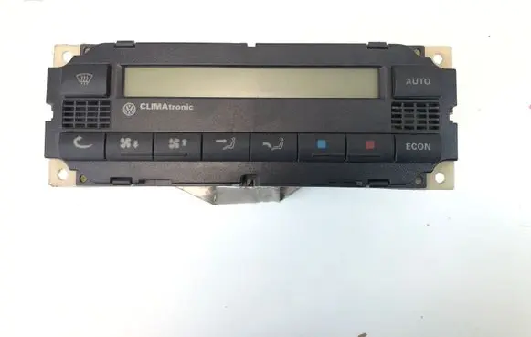 Volkswagen PASSAT B5 Climate control unit 3B2907044A
