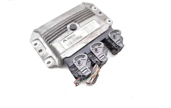 Renault Clio II Engine control unit/module 8200461733 8200504593
