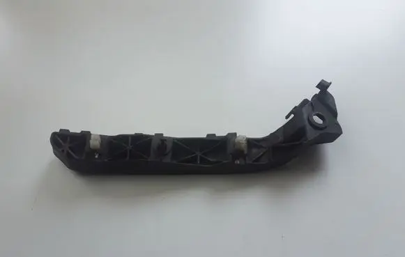 Hyundai i40 Front bumper mounting bracket 865153Z000