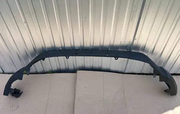 Toyota RAV 4 (XA40) Front bumper lip 5241142070