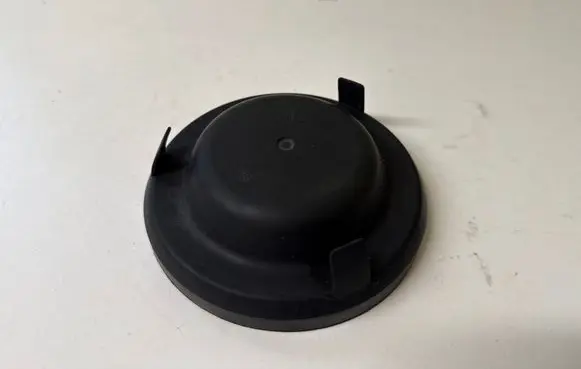 Headlight/headlamp dust cover
