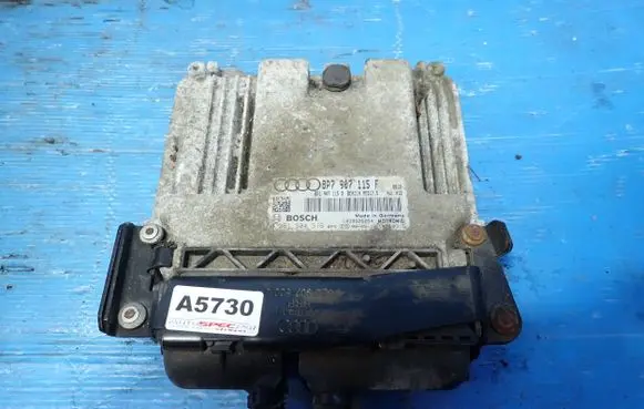 Audi A3 S3 8P Engine control unit/module 8P7907115F 0261S04316