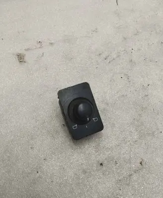 Audi A6 S6 C5 4B Wing mirror switch 4B0959565A 1305