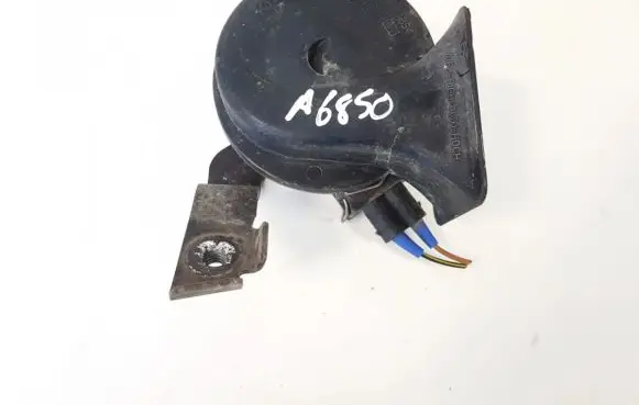 Volkswagen Golf IV Horn signal 1j951182A