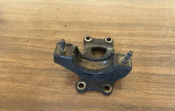 Ford Mondeo Mk III Other engine bay part