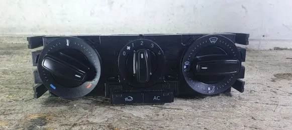 Seat Toledo IV (NH) Climate control unit 6JA820045A 90151869