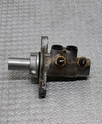 Peugeot 308 Master brake cylinder 821372