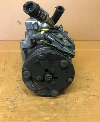 Ford Focus Air conditioning (A/C) compressor (pump)