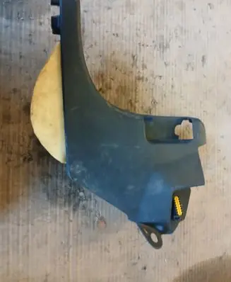 Foot area side trim