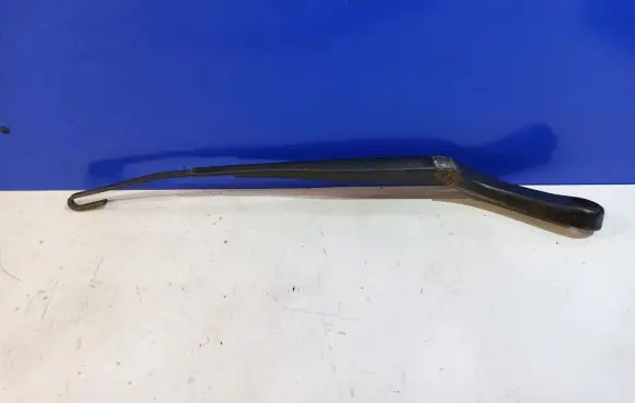 Saab 9-3 Ver1 Windshield/front glass wiper blade 12755308 12785929