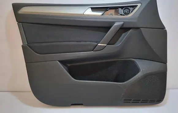 Volkswagen Golf Sportsvan Front door card panel trim 510867133BF 517867011
