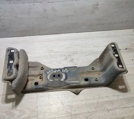 Jeep Grand Cherokee Gearbox mounting bracket
