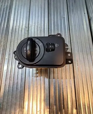 Ford Fusion Light switch 2S6T13A024CA