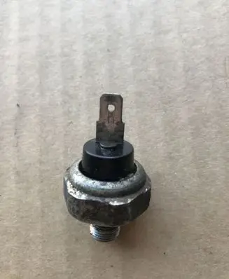 Subaru Outback (BS) Oil pressure sensor 25240KA040 25240KA041 25240KA080